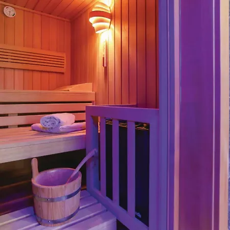 Cozy In Kastel Luksic With Kitchen Holiday home