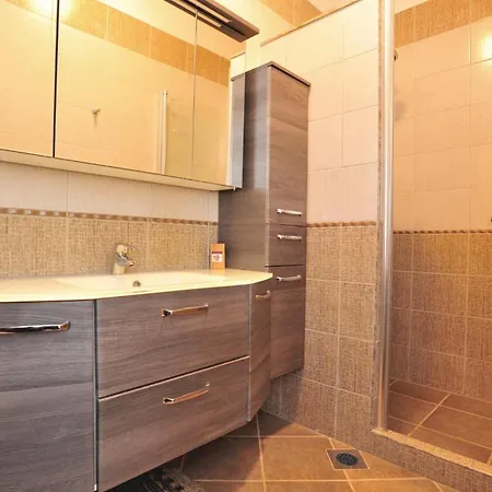 Cozy In Kastel Luksic With Kitchen *